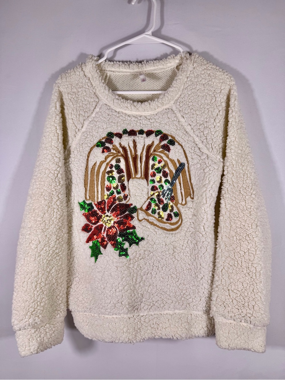 Xhilaration Sherpa Sequin Fall & Holiday Poinsettia Graphic Sweatshirt M